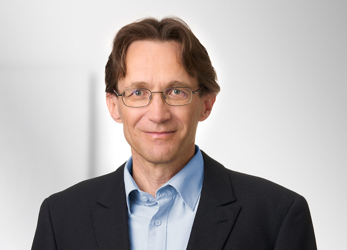 2025-10-09-Tareno-Portrait-Markus-Haenggi-1164x840